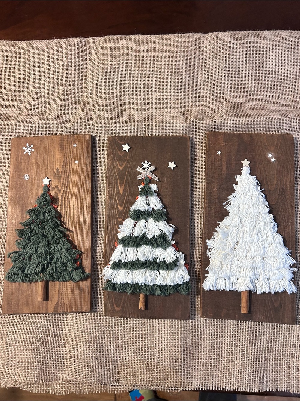 Handmade Green and White Holiday Tree Wall Plaque Set - Home Holiday Decor